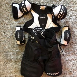 CCM hockey bundle